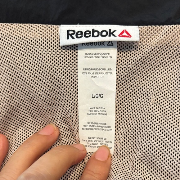 Reebok Two-Tone Black and Cream Jacket - Picture 4 of 5
